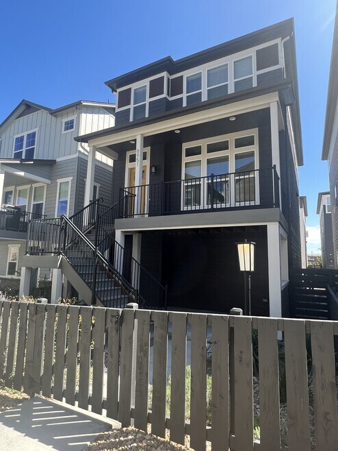 Building Photo - 8951 Ramblestone St
