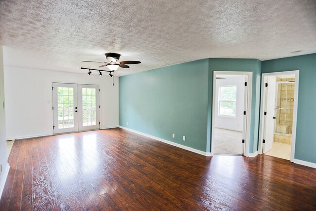 Building Photo - 238 Audrea Ln