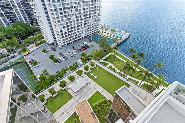 Building Photo - 1541 Brickell Ave