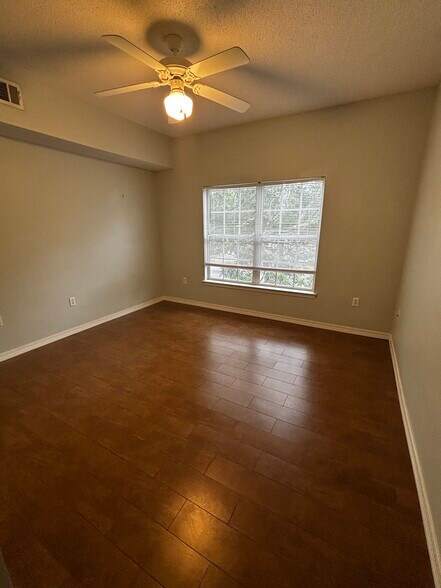2nd bedroom - 1501 Partin Dr N
