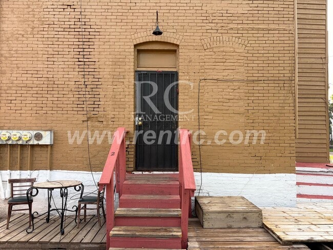 Building Photo - 130-2 Franklin-