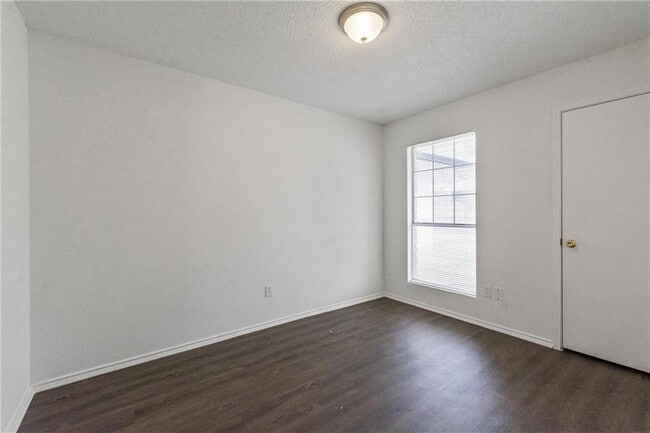 Building Photo - 4608 Bundyhill Dr
