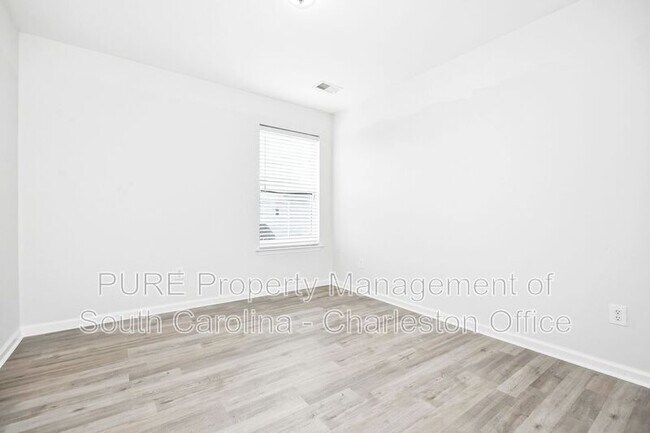Building Photo - 1303 Wild Goose Trail