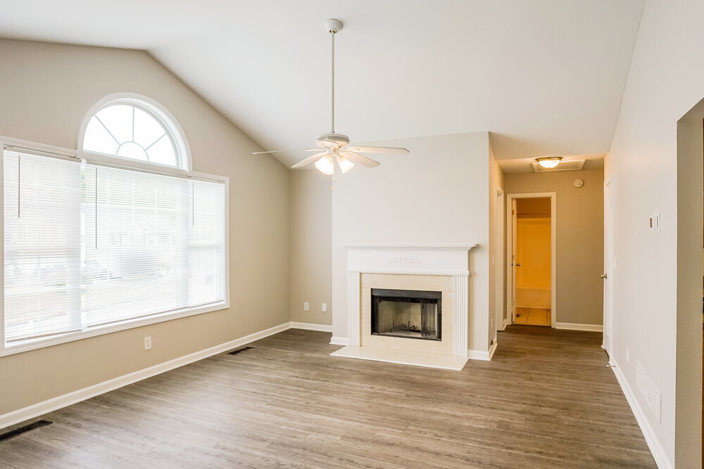 Building Photo - 2973 Rolling Ln