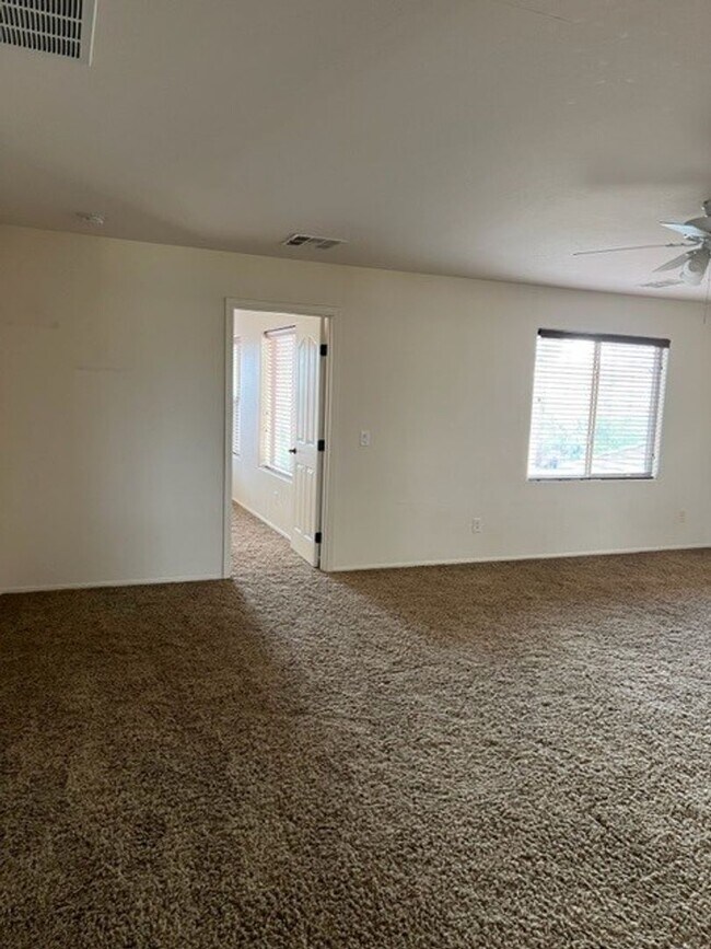 Building Photo - Sunnyvale - Gilbert