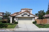 Building Photo - Gorgeous & Open Floor Plan House 4.Bed+3.B...
