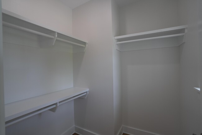 Building Photo - 224 Rearden Wy