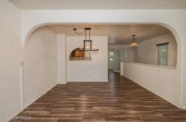 Primary Photo - 1470 N Grubstake Dr