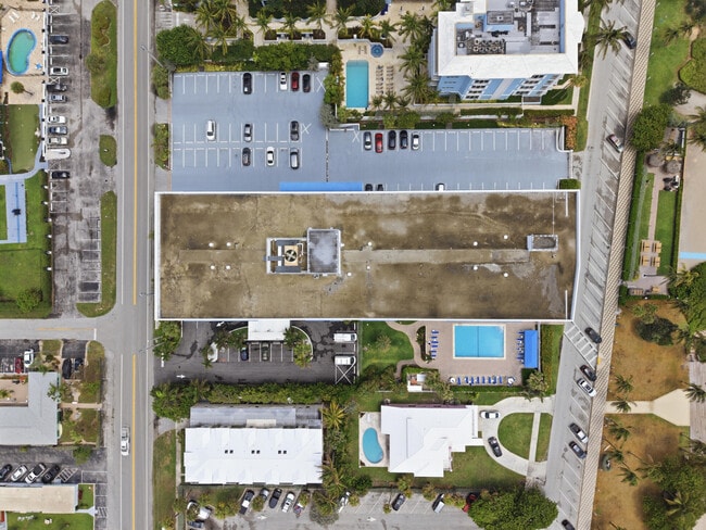 Building Photo - 800 SE 20th Ave
