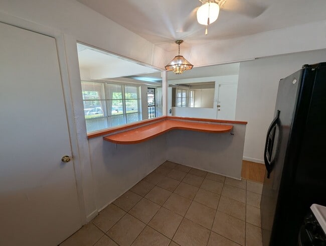 Building Photo - Kenwood Charmer - Section 8 Friendly