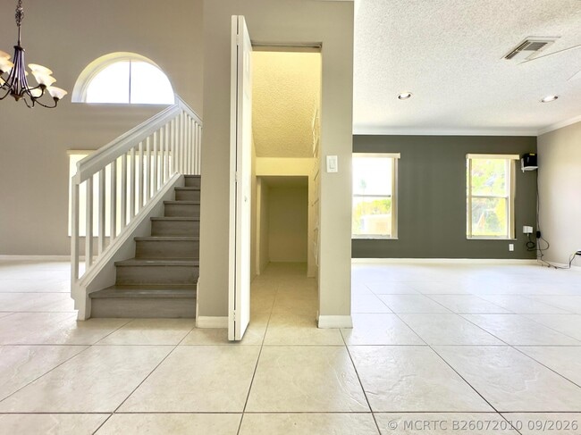 Building Photo - 1118 Fosters Mill Dr