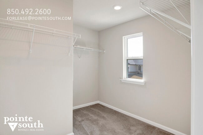 Building Photo - 32146 Calder Ct