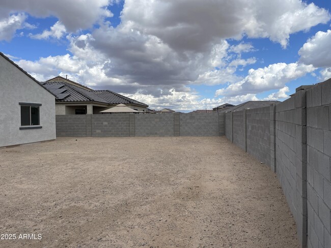 Building Photo - 24619 W Ripple Rd