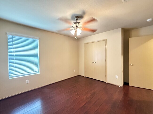 Building Photo - 24210 Silversmith Ln