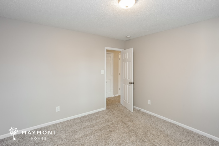 Building Photo - 5891 Culloden Ct