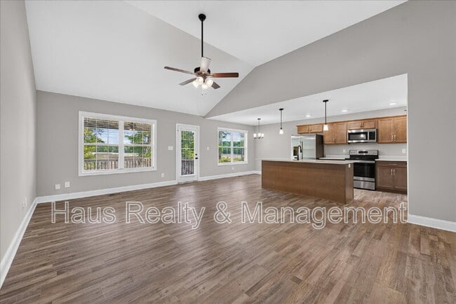 Building Photo - 1280 Cardinal Creek Dr