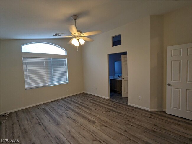 Building Photo - 10500 White Heath Ct
