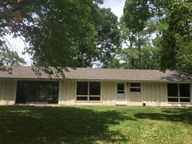 Building Photo - 435 Signal Hill Rd