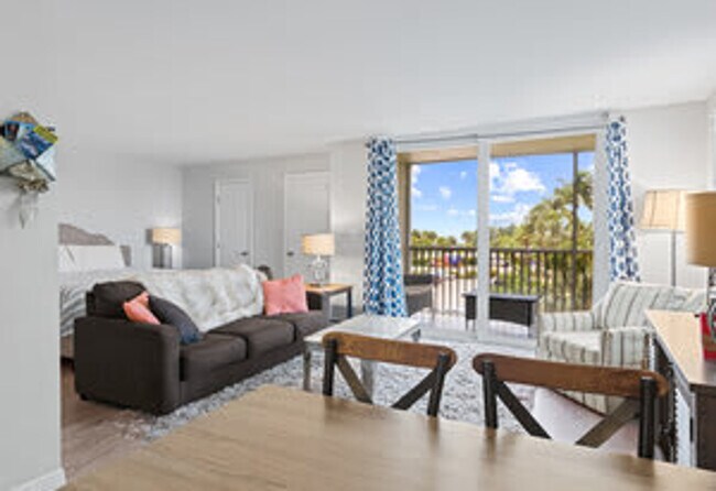 Building Photo - 5700 Bonita Beach Rd SW