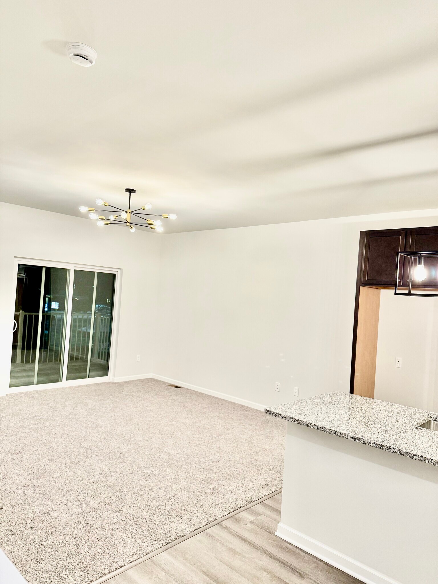 Building Photo - 4840 Ludlow Ln