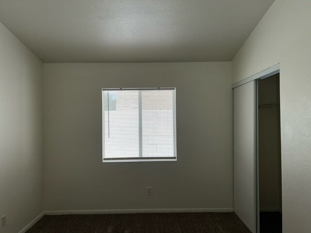 Building Photo - 1501 Waterton Dr