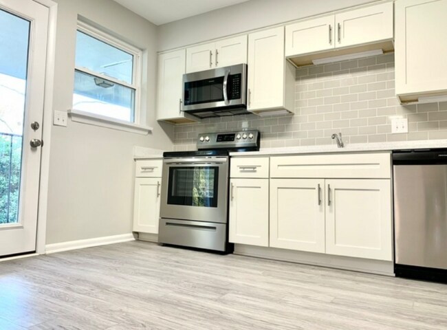 Building Photo - 110 Marcy St