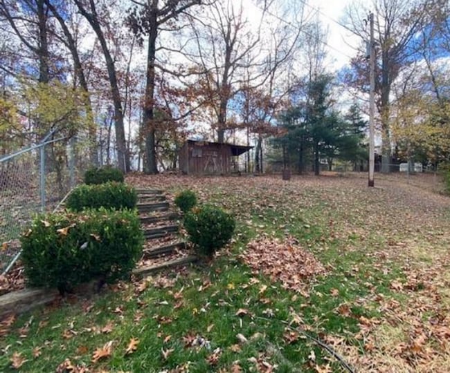 Building Photo - Lovely 3 bedroom ranch style home