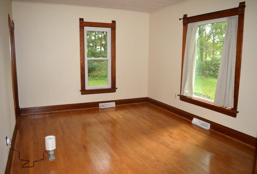 Building Photo - 5668 County Road A