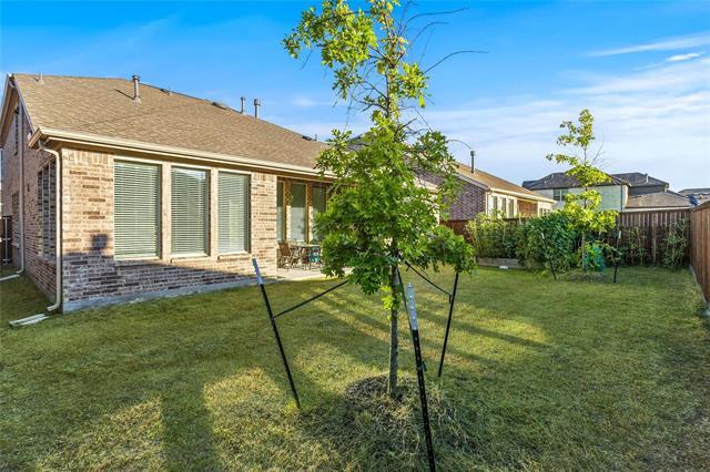 Building Photo - 2096 Creekbluff Cir