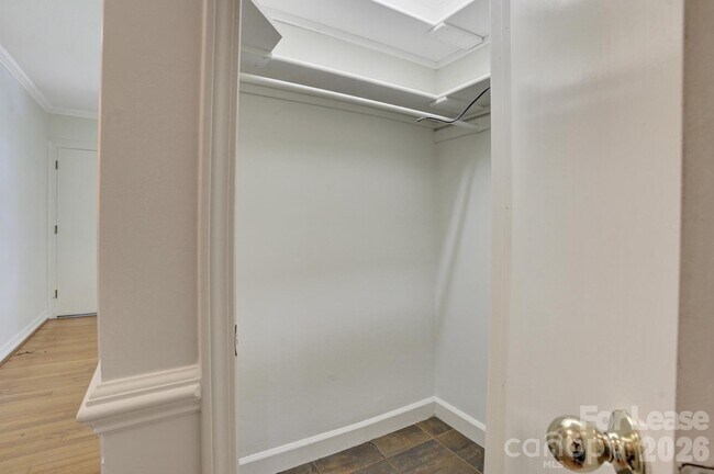 Building Photo - 121 Marshdale Ave SW