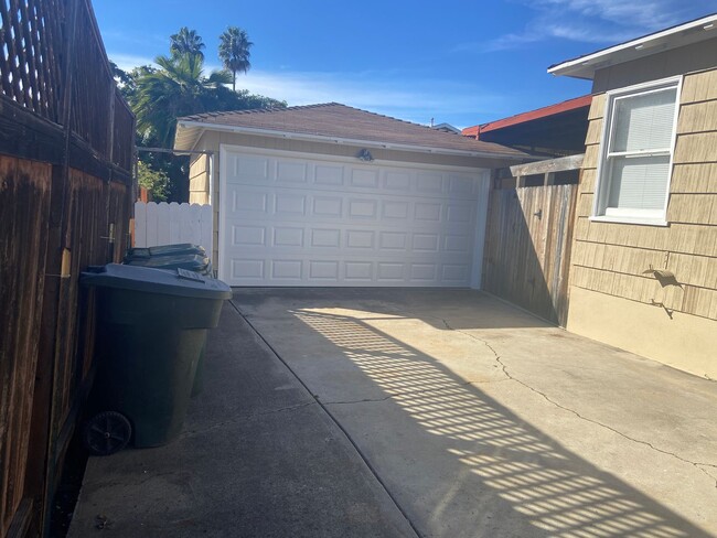 Building Photo - 6921 Adams Ave