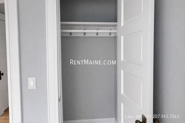 Building Photo - 25 High St