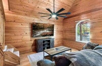 Building Photo - 801 Crystal Br Wy