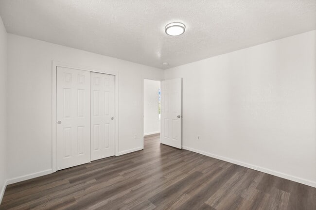 Building Photo - 2943 Quail Pointe Dr NW