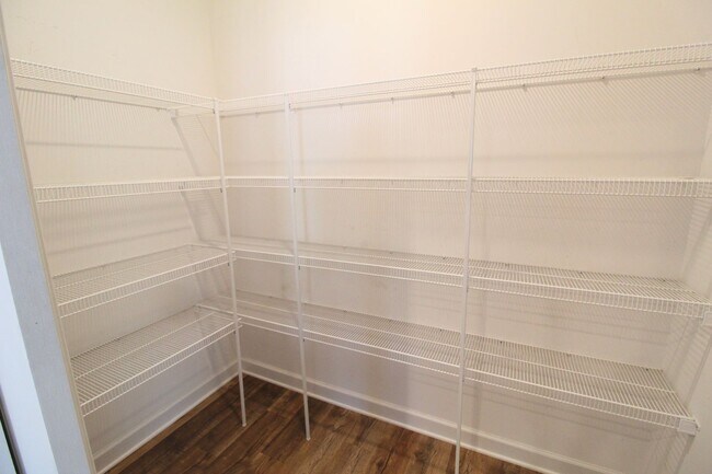 Building Photo - Spacious 4 Bedroom, 3.5 Bath Townhome with...