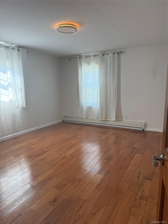 Building Photo - 241-11 149th Ave