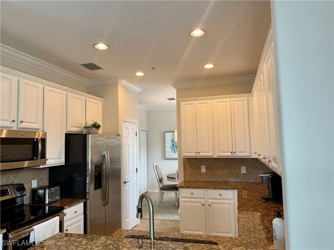 Building Photo - 9498 Napoli Ln