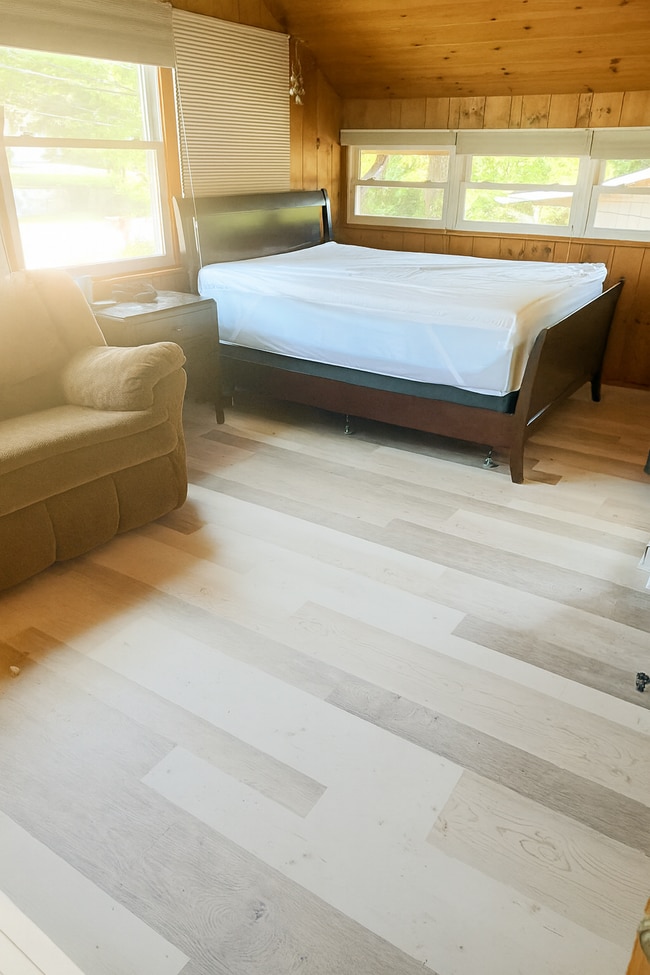 Building Photo - 1065 Mountain View St