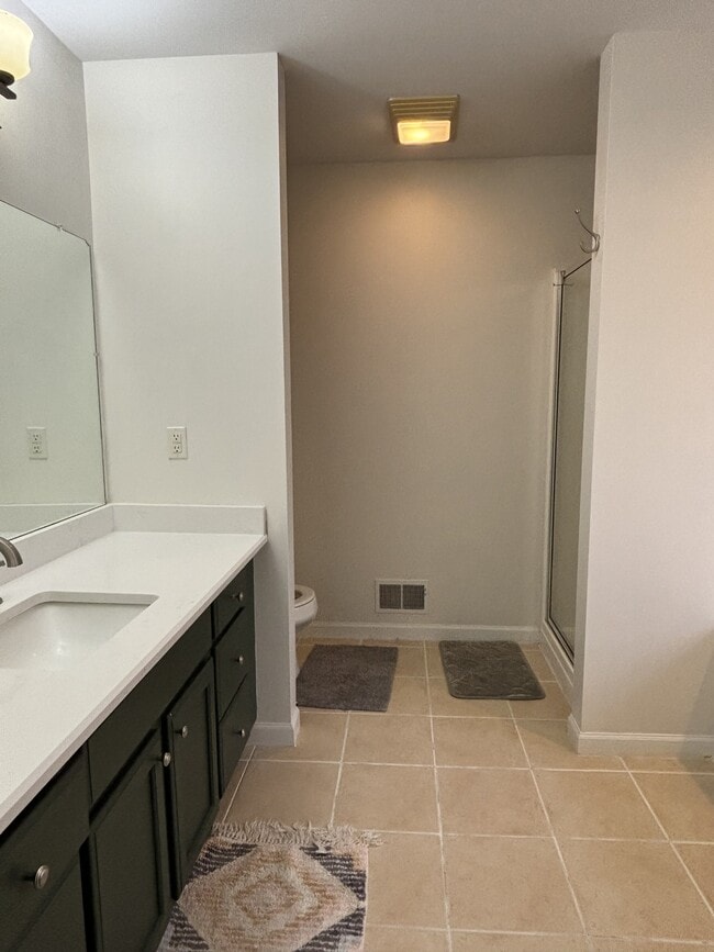 Building Photo - 603 E Castlebury Cir
