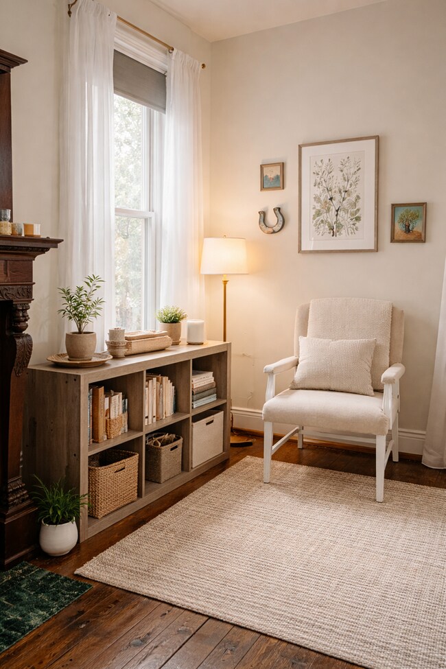 Building Photo - 312 S Upper St