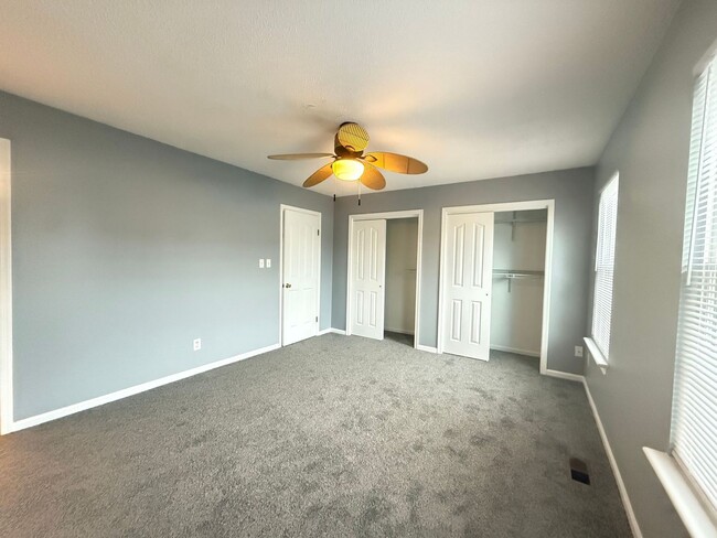 Building Photo - Spacious Virginia Beach Home with Dual Primary Suites & Private Backyard