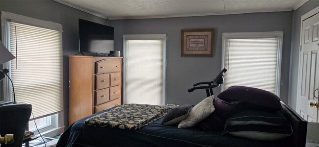 Building Photo - 23 High St