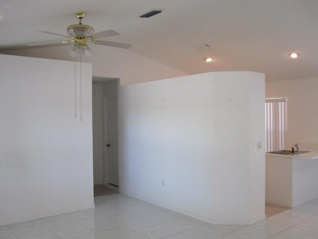 Building Photo - 171 Americana Blvd NE