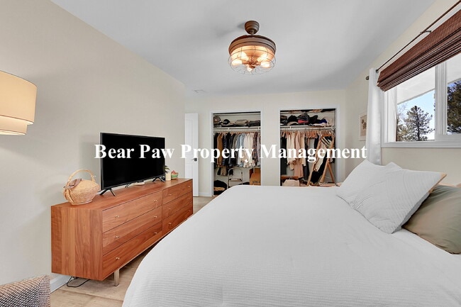 Building Photo - Beautiful Home on Conifer Mountain!!