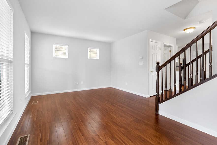 Building Photo - 3547 Wheelhouse St