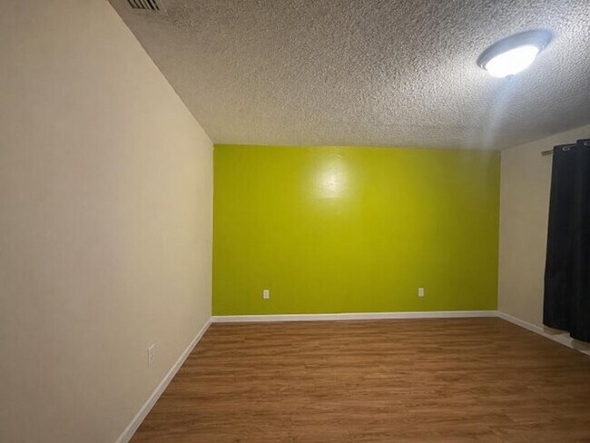 Building Photo - 11862 SW 98th Terrace