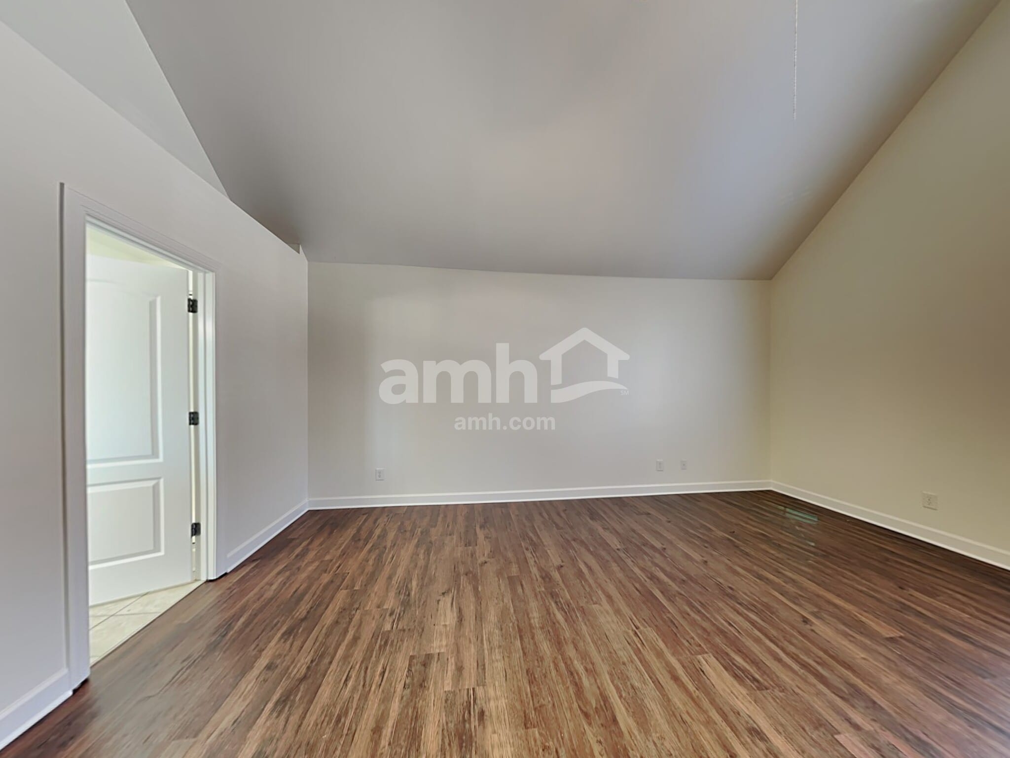 Building Photo - 632 Palisades Ct