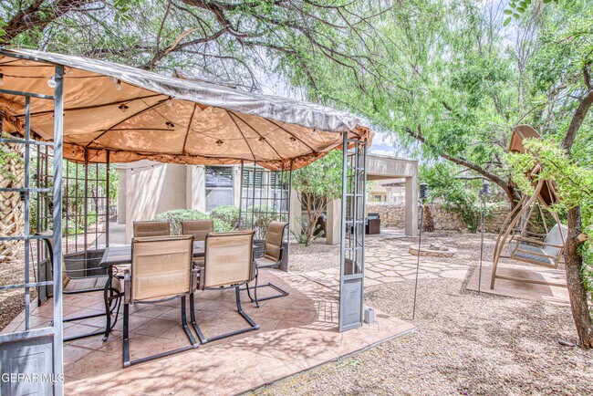 Building Photo - 12217 Sitting Bull Dr