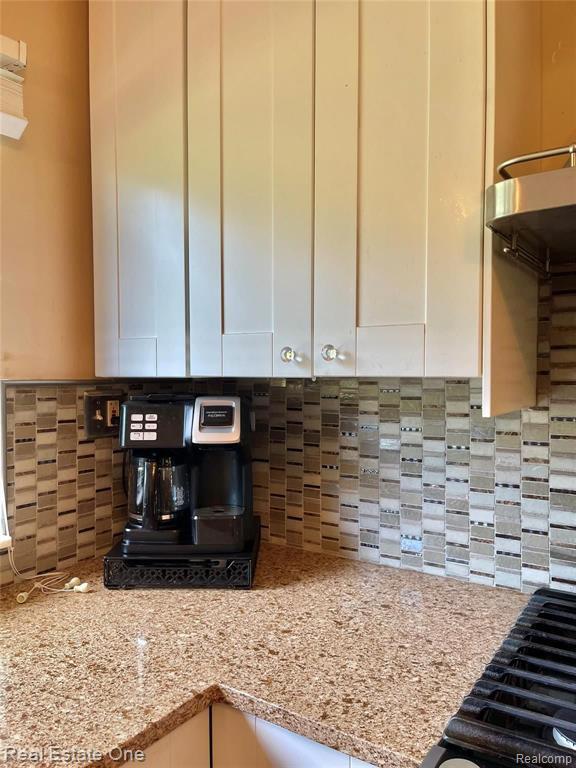 Building Photo - 5255 Folkstone Dr