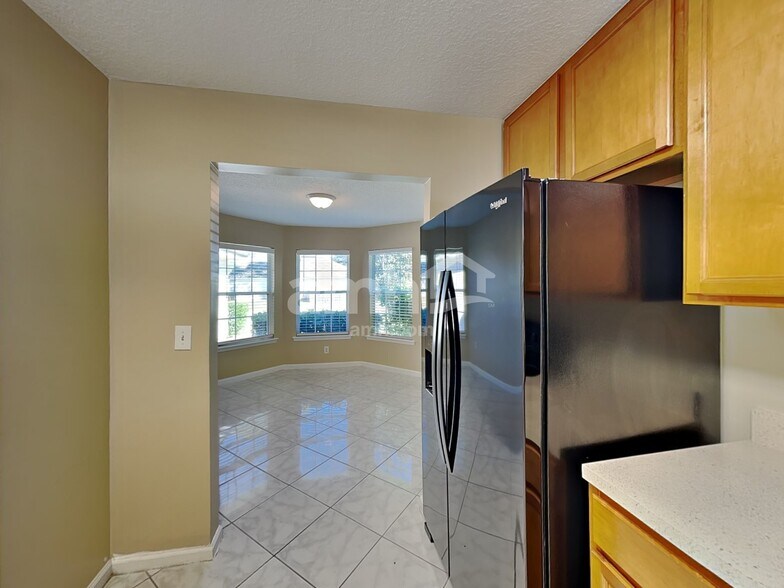 Building Photo - 9422 Daniels Mill Dr